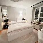 Exklusive 60qm Designerwohnung Im Herzen Von - 1 Min Zur Maximilianstrasse *